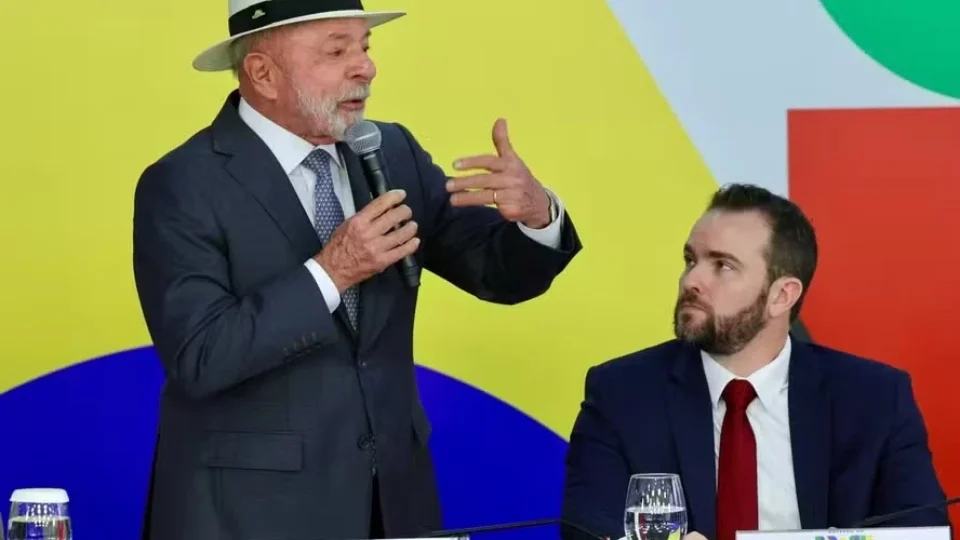 Governo lança Desenrola para adimplentes e promete crédito mais barato para quem paga contas em dia