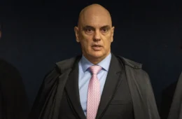 Moraes aproveita recesso do STF e amplia ações contra aliados de Bolsonaro