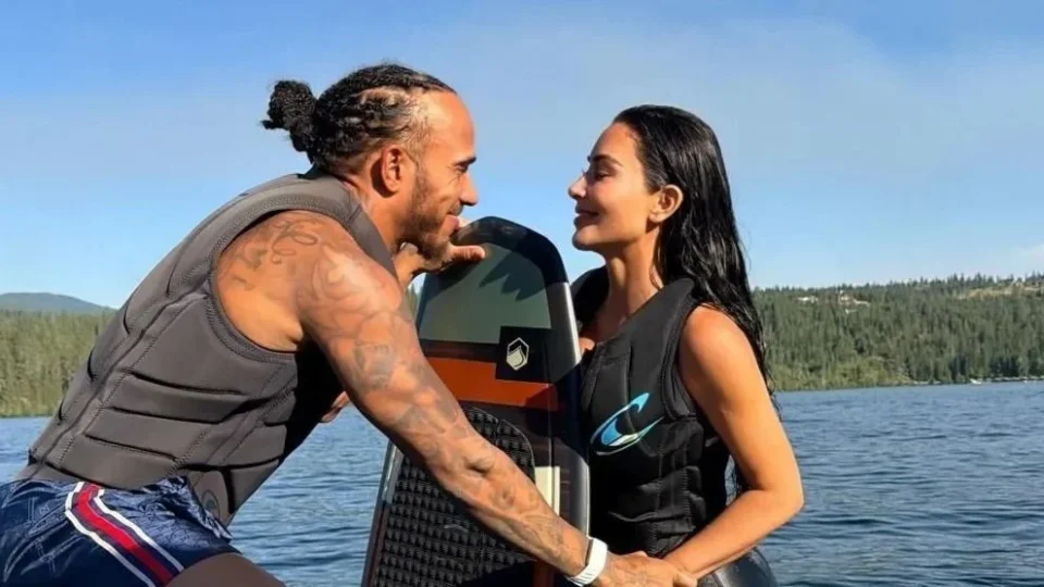 Kim Kardashian integra filhos à relação com Lewis Hamilton