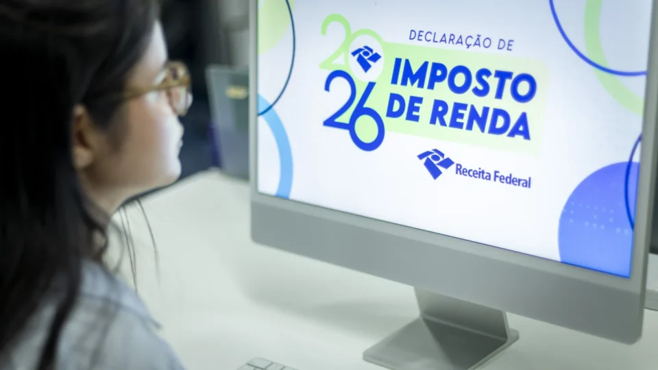Receita paga hoje lote especial de restituição automática do IR