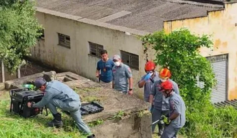 Mulher é encontrada morta dentro de caixa d’água desativada no interior de SP; polícia investiga o caso
