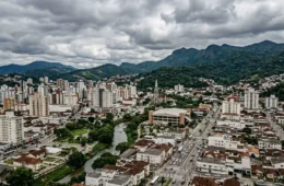 Chuva forte no sábado acende alerta em Joinville