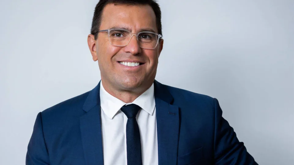 SBT muda grade, mexe no Comédia SBT e cria Sessão +SBT