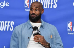 LeBron James abre mão de salário milionário e oficializa ida para o Philadelphia 76ers