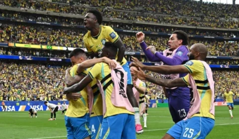Fifa mantém Brasil x Noruega às 17h neste domingo