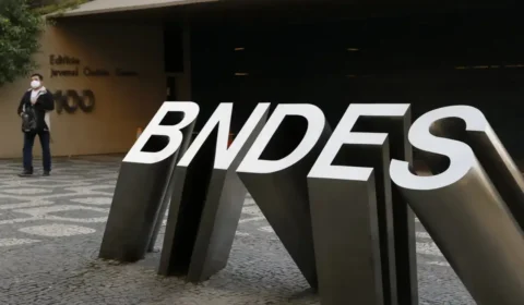 BNDES faz pedido urgente bilionário à Fazenda após nova ameaça dos EUA; entenda o impacto
