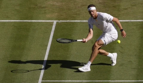 Zverev atropela Fery e vai à primeira final em Wimbledon