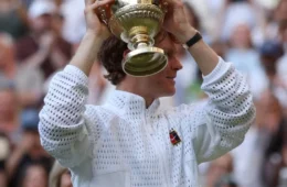 Sinner reage após perder o primeiro set, vence Zverev e conquista bicampeonato de Wimbledon