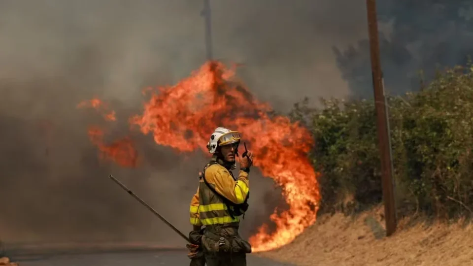 “Parecia o fim do mundo”: brasileiros relatam medo diante dos incêndios que atingem Europa