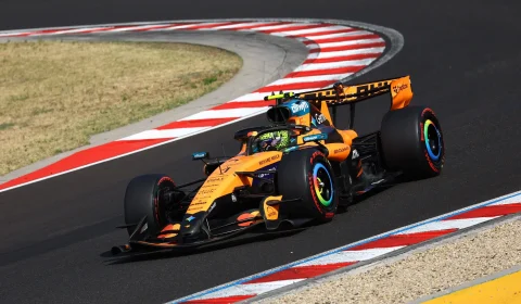 Norris supera Hamilton no fim e garante pole na Hungria; punição tira britânico da 1ª fila e Bortoleto larga em 14º