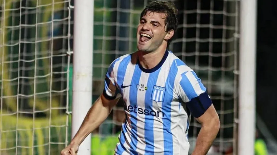 Vasco negocia com Racing por Santiago Sosa e tenta acordo até 2024