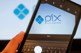 Pix é internacional; turistas conseguem fazer compras em até 3 segundos
