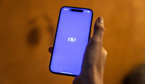 Instabilidade no Pix deixa app do Nubank travado à noite
