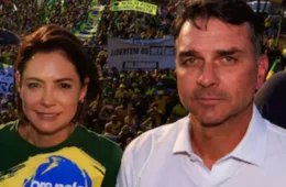 Após crise, Flávio Bolsonaro diz que aguarda “tempo dela” para Michelle entrar na campanha