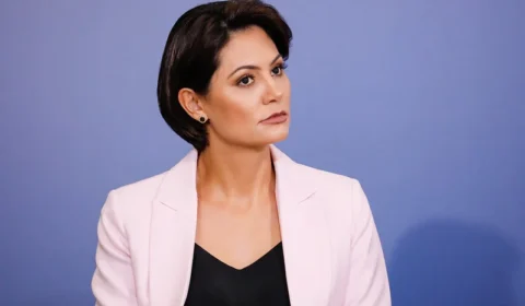 Michelle Bolsonaro deve disputar o Senado pelo DF, diz Valdemar Costa Neto
