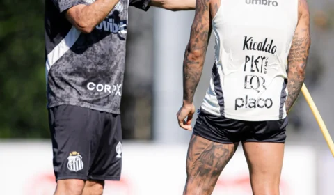 Santos goleia União São João e renova laços com o Pacaembu