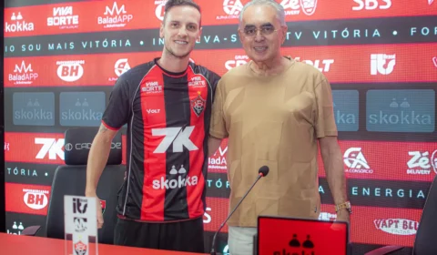 Pochettino chega ao Vitória por empréstimo até 2026
