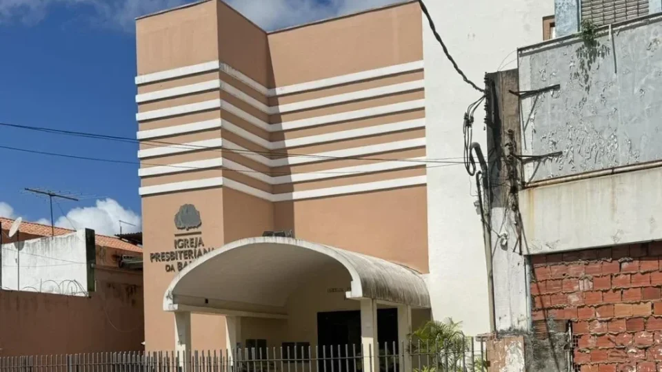 Igreja Presbiteriana surpreende com decisão sobre pessoas LGBTQIAPN+; entenda o que muda nas comunidades