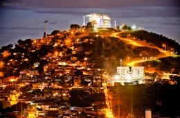 Tiroteio no Morro do Adeus deixa homem ferido no Alemão