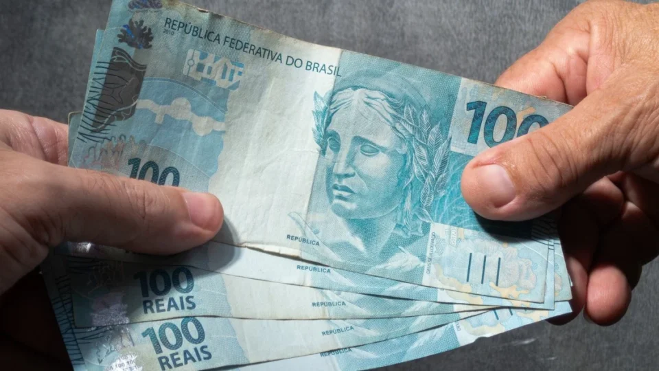 Projeto prevê ampliação de pensão especial para órfãos no país