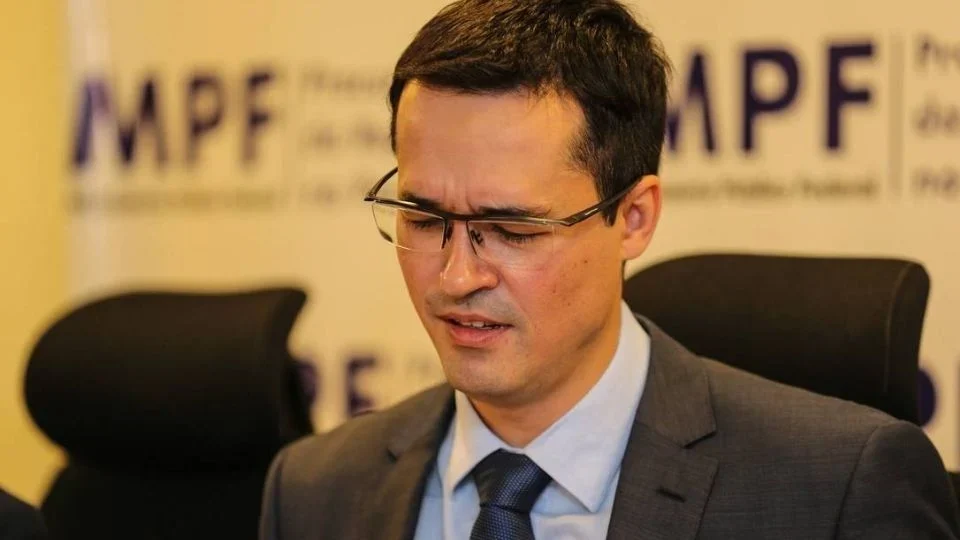 Empresa de Dallagnol recebe R$ 300 mil do fundo partidário do Novo