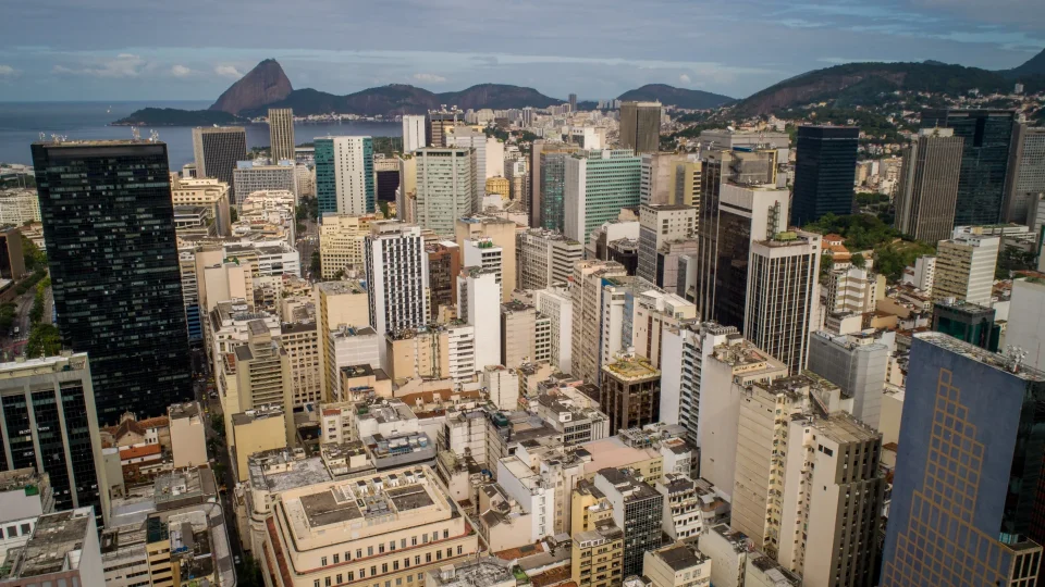 Receita aperta cerco a fraudes na venda de imóveis com novo cadastro nacional