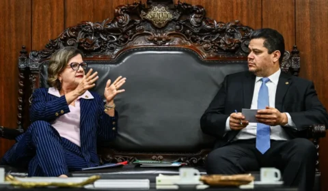 Teresa Leitão inicia liderança do governo no Senado com missão de reaproximar Planalto e Alcolumbre