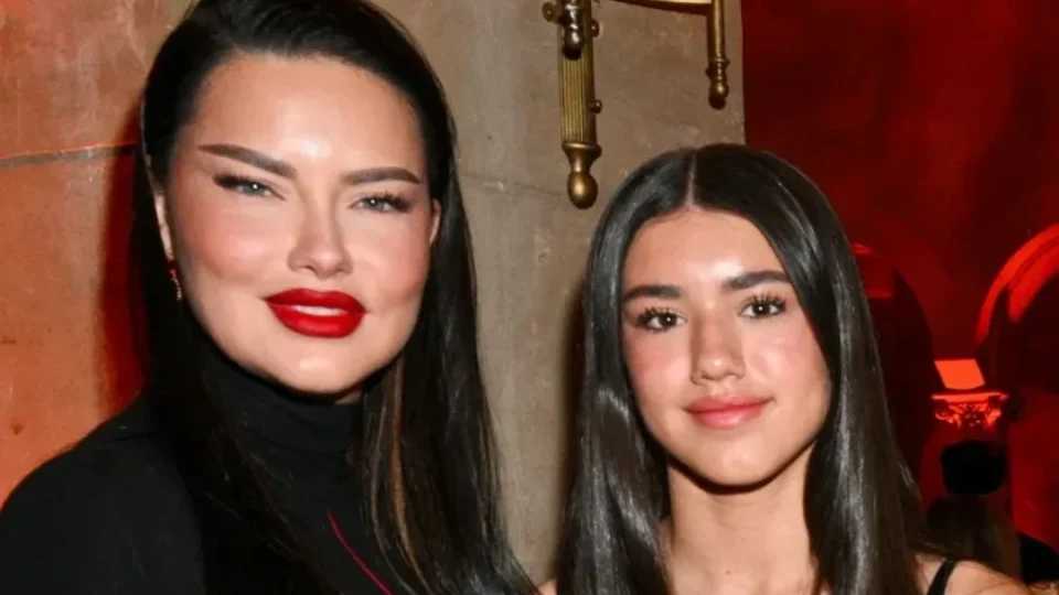 Adriana Lima: filha de 16 anos revoluciona estilo da supermodelo