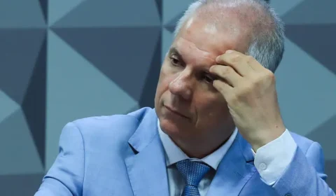 PF indicia ex-presidente do INSS e mais 47 pessoas em primeira investigação sobre descontos indevidos em aposentadorias