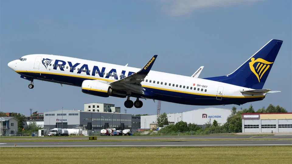 Azul pode adotar novo descanso após caso Ryanair impactar pilotos