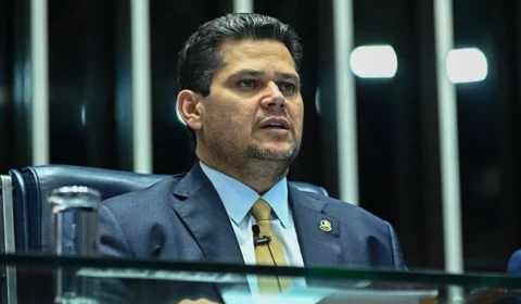 Alcolumbre reavalia formato de reunião sobre PEC do fim da escala 6×1