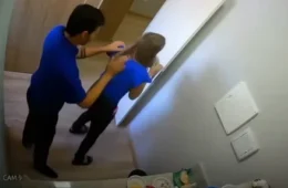 Funcionária se engasga com bolo no trabalho e atitude de gerente choca a internet; veja o vídeo