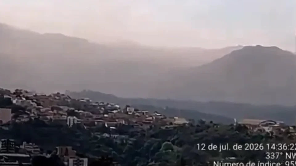 Nuvem de poeira faz prefeitura interromper atividades de mineradoras em cidade de MG