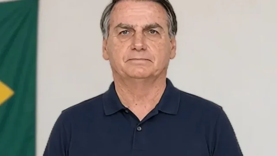 Deputado do PT aciona PGR contra vídeo de IA de Bolsonaro exibido em convenção do PL