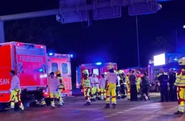 Carro atinge multidão durante Parada do Orgulho em Berlim, deixa morto e provoca cancelamento do evento