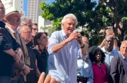 Caiado diz ser a principal alternativa para derrotar o PT e compara trajetória à de Flávio Bolsonaro