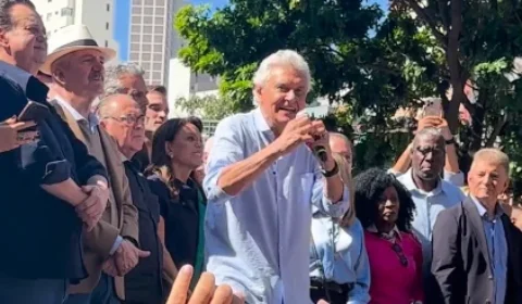 Caiado diz ser a principal alternativa para derrotar o PT e compara trajetória à de Flávio Bolsonaro