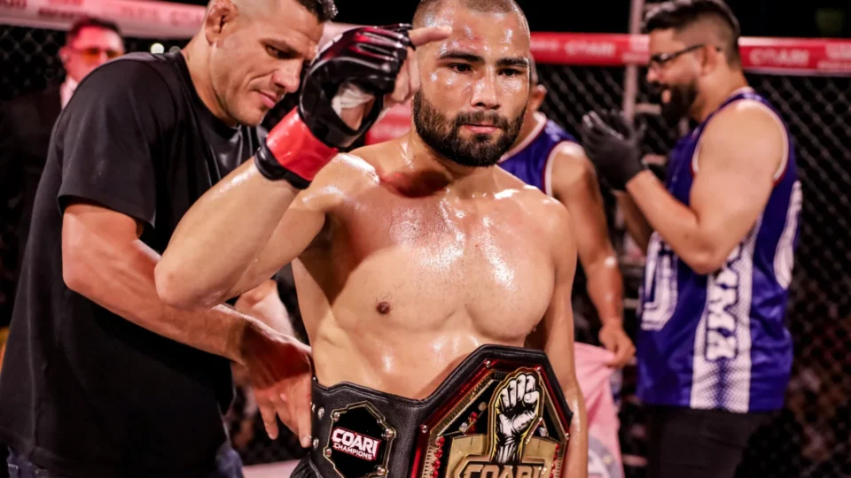 Coari Champions VIII abre programação dos 94 anos de Coari com casa cheia e presença de ex-campeão do UFC