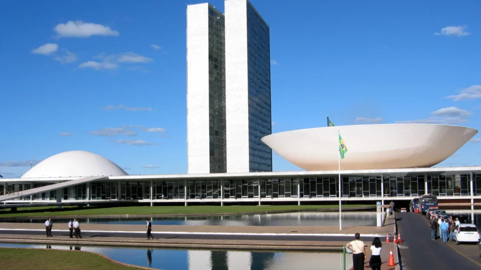 Congresso entra na reta final antes do recesso e deixa PEC da jornada de trabalho para o segundo semestre