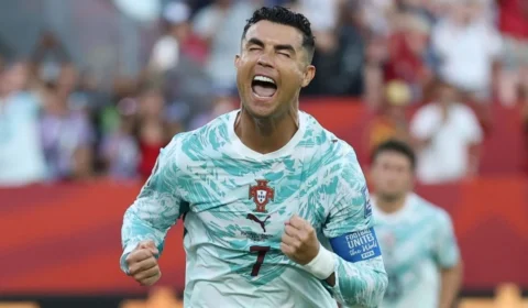 Portugal avança e gol anulado da Croácia acende guerra ao VAR