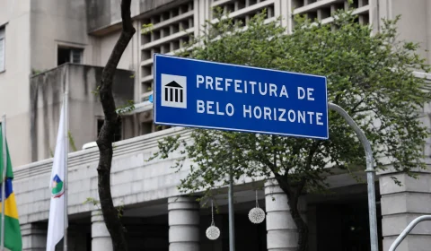 IA na Prefeitura de BH? Nova lei libera uso da tecnologia e promete mudar atendimento à população