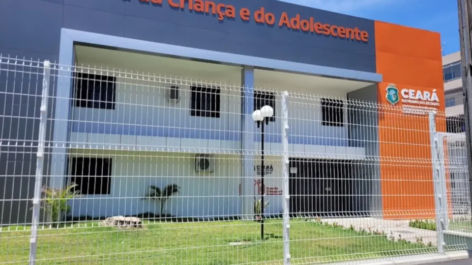 Bebê de 10 meses morre após estupro em Fortaleza; dois presos