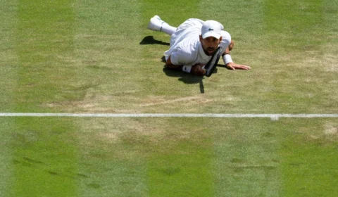 Djokovic iguala Federer com 105 vitórias em Wimbledon