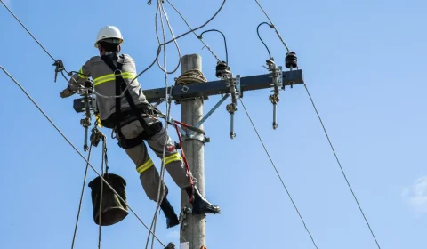5 bairros de salvador ficam sem energia; entenda porquê