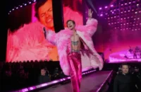 Harry Styles estreia turnê “Together, Together” no MorumBIS; veja horários, como chegar e o que levar