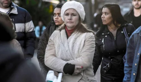Frio e céu nublado marcam segunda-feira em São Paulo