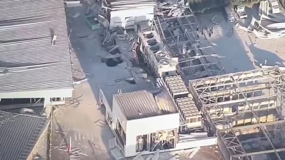 Shopping desaba após terremoto de 7,1 no Japão; vítimas ficam sob escombros e tremor é sentido até na Coreia do Sul