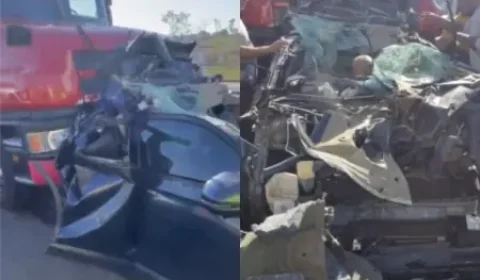 Motorista sai andando de carro completamente destruído após engavetamento na Fernão Dias; vídeo impressiona