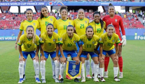 Mundial Feminino de 2027 vai mudar calendário escolar; férias deverão coincidir com período do torneio