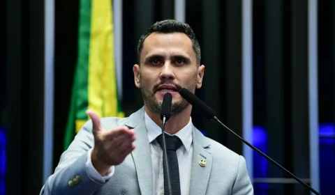 Cleitinho trava definições e mantém corrida pelo Governo de Minas em suspense